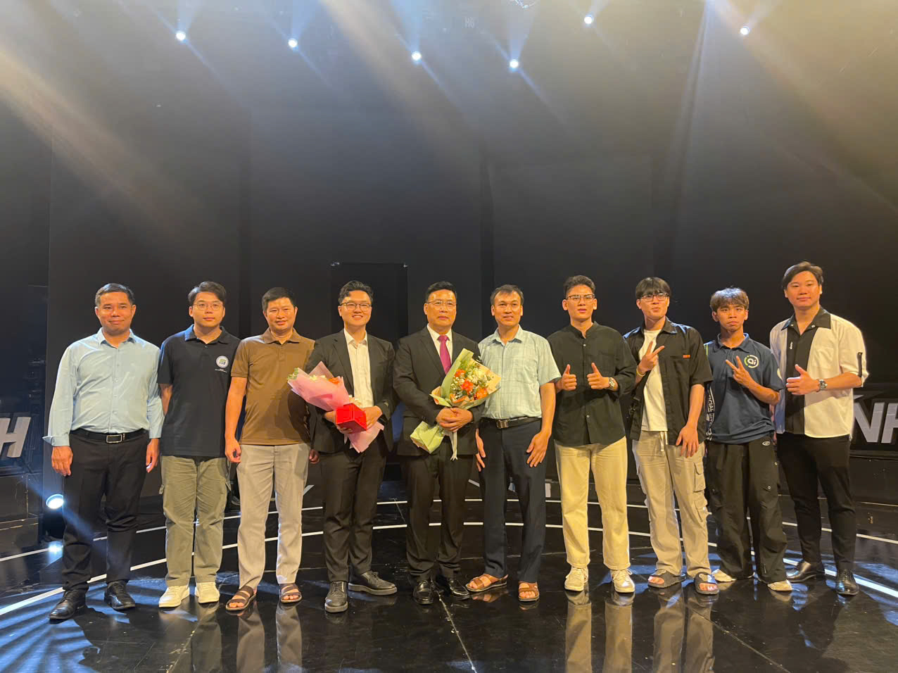 DẤU ẤN TRÍ TUỆ VIỆT TRONG DÒNG CHẢY KHOA HỌC THỜI ĐẠI